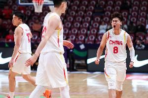 1/4决赛VS韩国!男篮首发：赵睿、胡金秋、胡明轩、朱俊龙、王俊杰