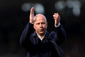 将战纽卡！斯洛特：我猜伊萨克不会上场，但他们还有戈登等进攻手