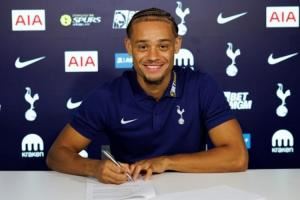 今夏第7签！官方：热刺签下莱比锡前腰西蒙斯，转会费6000万欧