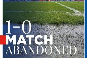 多打1人80分钟1-0领先后比赛中断却被要求重赛？布莱克本严重不满